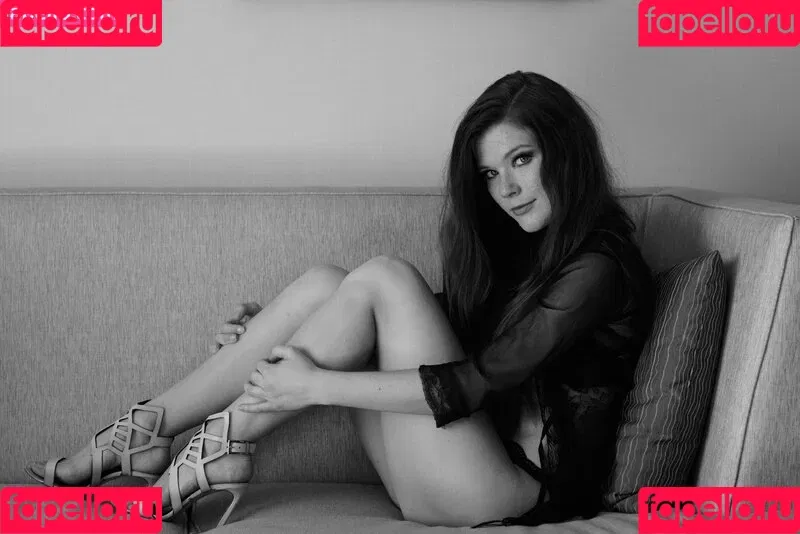 Mia Sollis Onlyfans Photo Gallery 