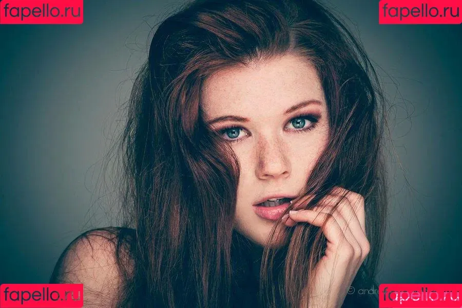 Mia Sollis Onlyfans Photo Gallery 