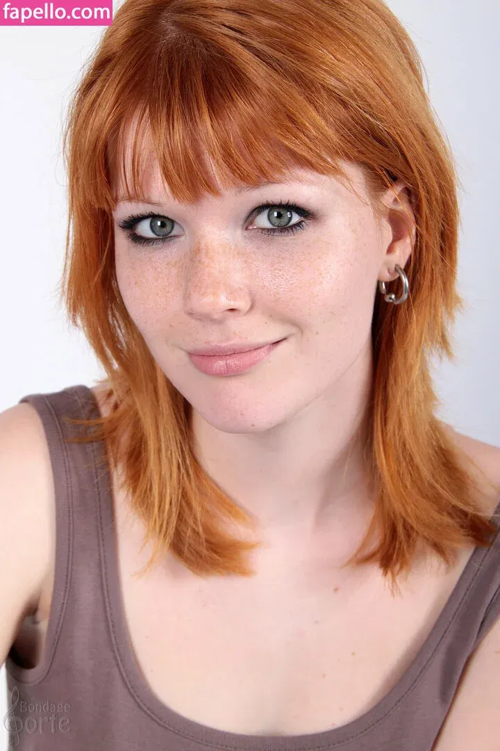 Mia Sollis Onlyfans Photo Gallery 