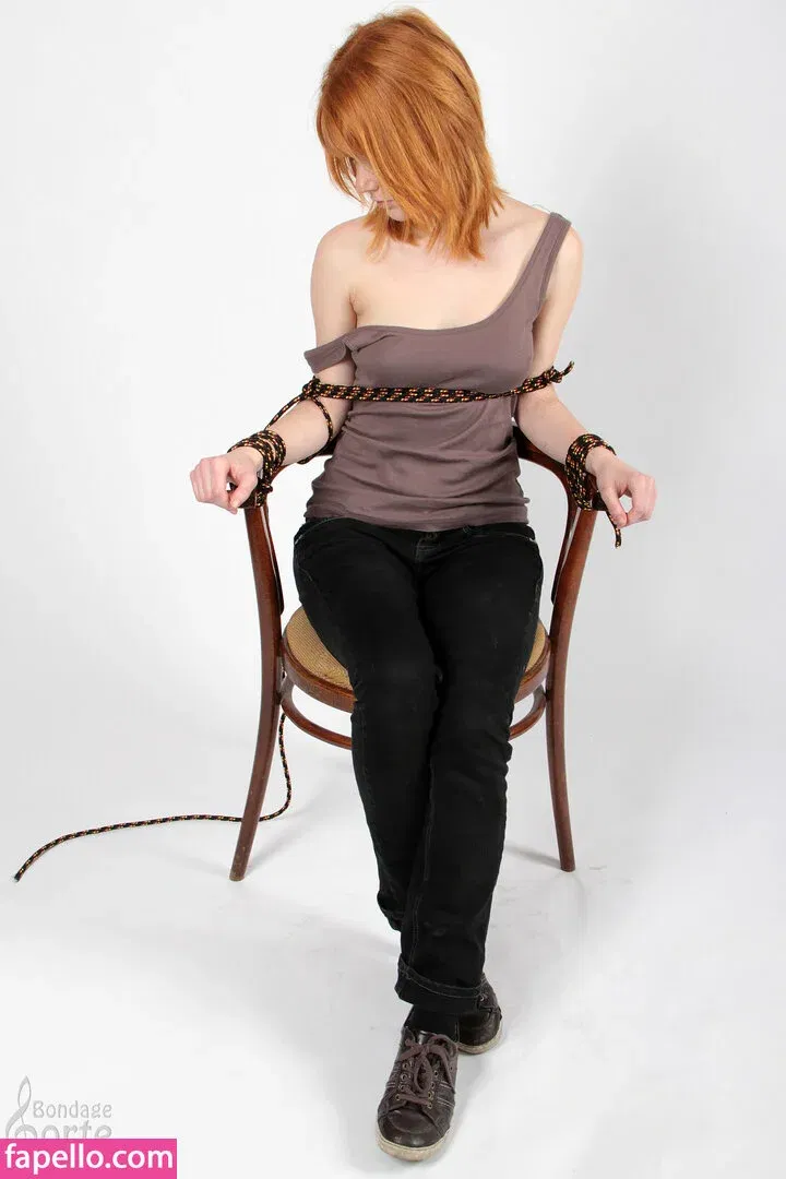 Mia Sollis Onlyfans Photo Gallery 