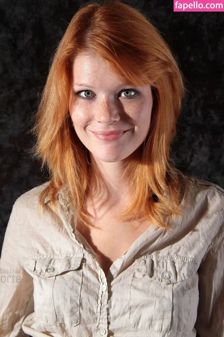 Mia Sollis Onlyfans Photo Gallery 