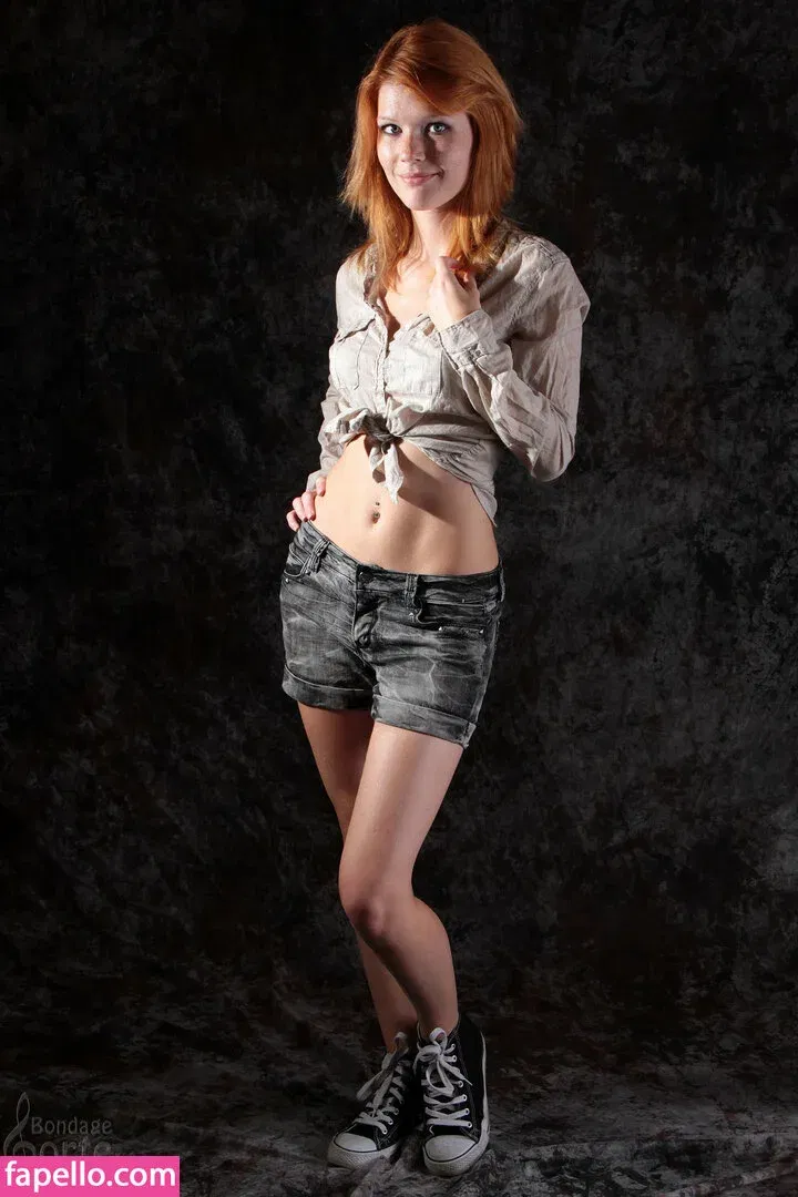 Mia Sollis Onlyfans Photo Gallery 