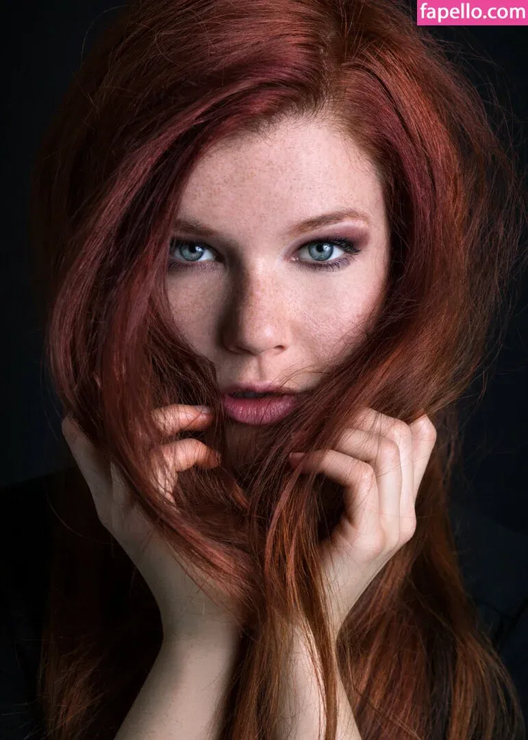 Mia Sollis Onlyfans Photo Gallery 