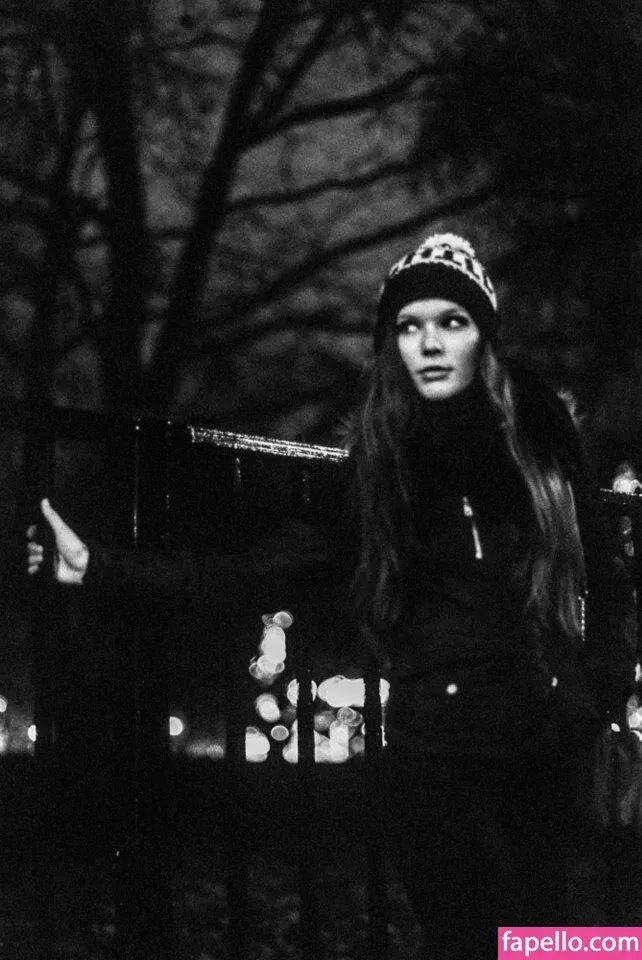 Mia Sollis Onlyfans Photo Gallery 