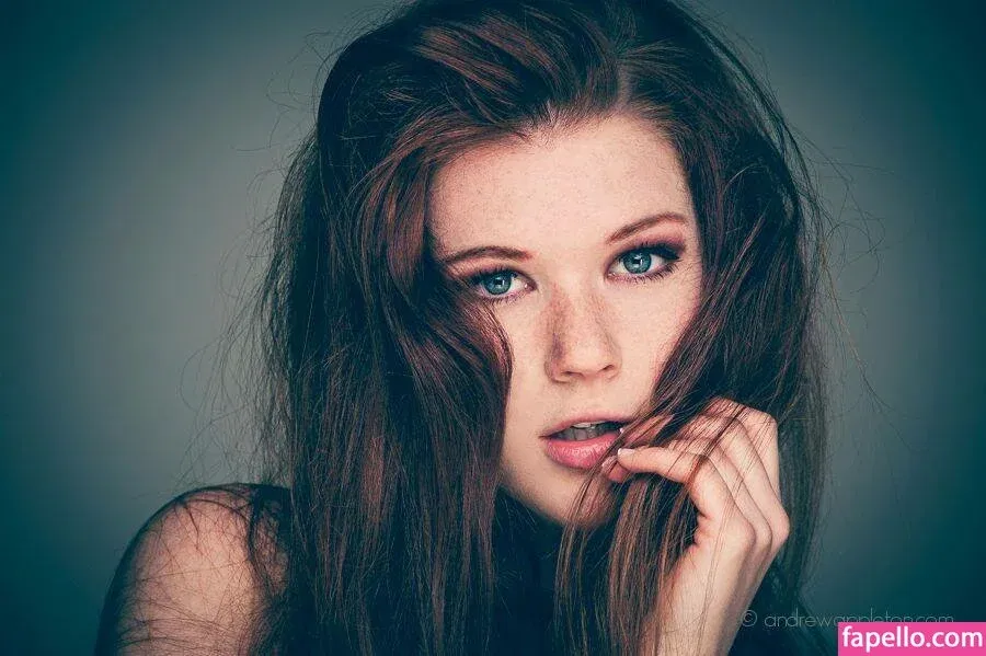 Mia Sollis Onlyfans Photo Gallery 