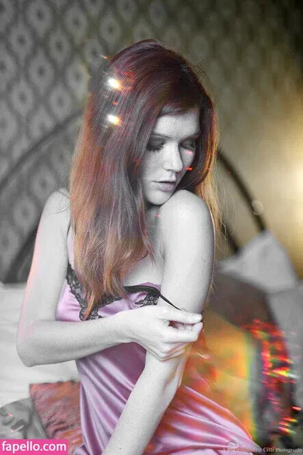 Mia Sollis Onlyfans Photo Gallery 