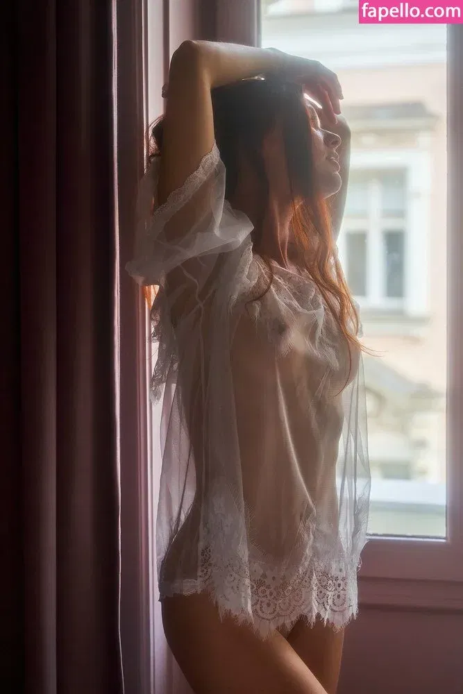 Mia Sollis Onlyfans Photo Gallery 