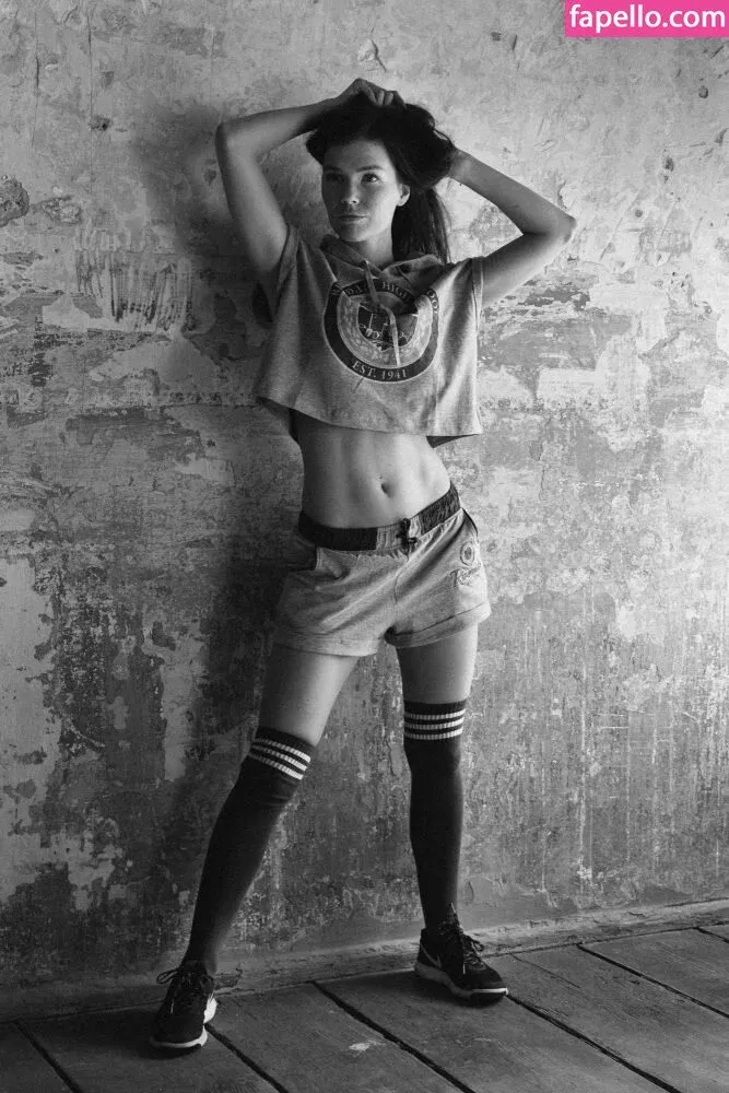 Mia Sollis Onlyfans Photo Gallery 