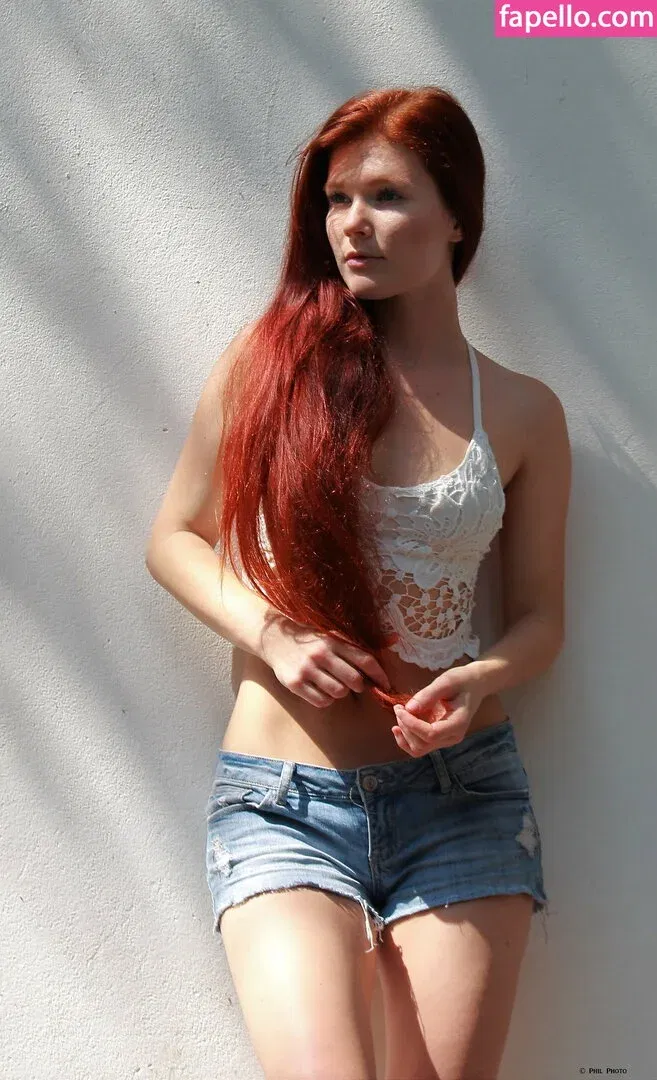 Mia Sollis Onlyfans Photo Gallery 