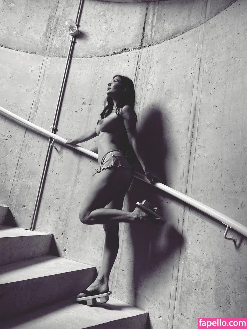 Mia Sollis Onlyfans Photo Gallery 