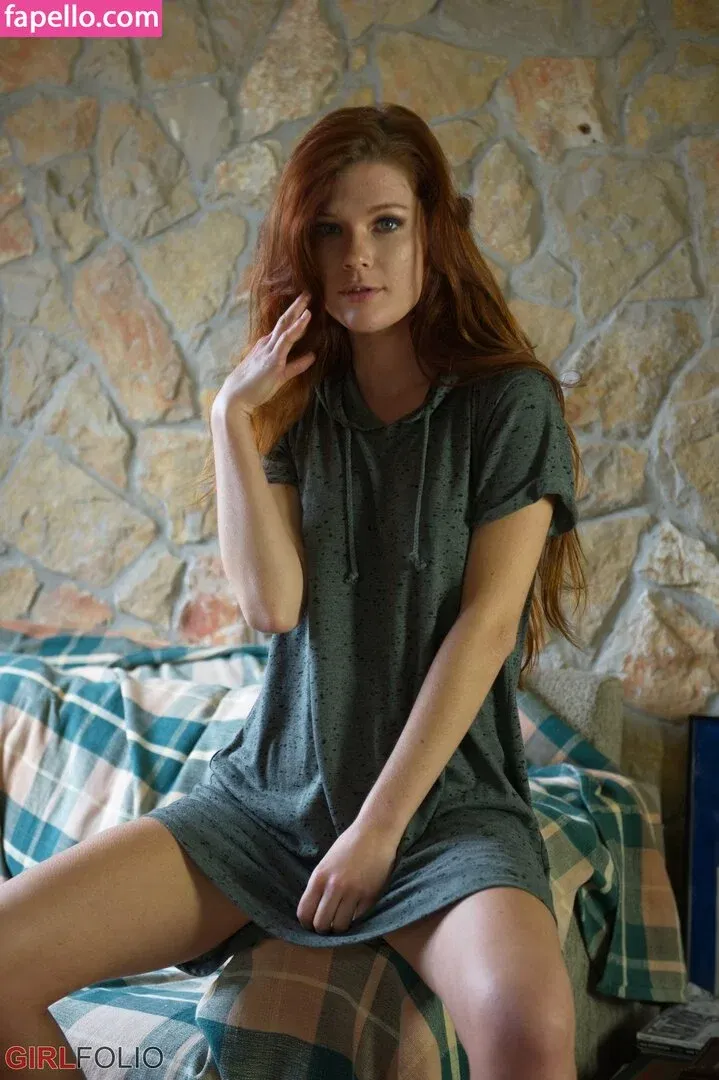 Mia Sollis Onlyfans Photo Gallery 