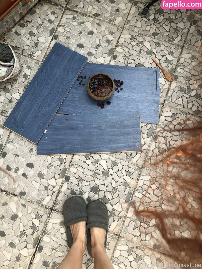 Mia Sollis Onlyfans Photo Gallery 