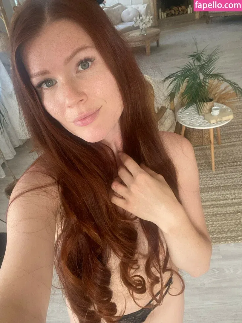 Mia Sollis Onlyfans Photo Gallery 