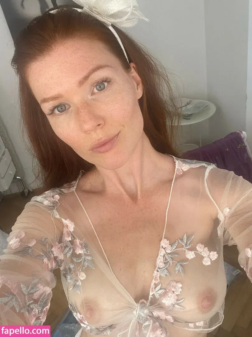 Mia Sollis Onlyfans Photo Gallery 