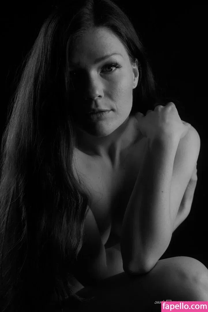 Mia Sollis Onlyfans Photo Gallery 