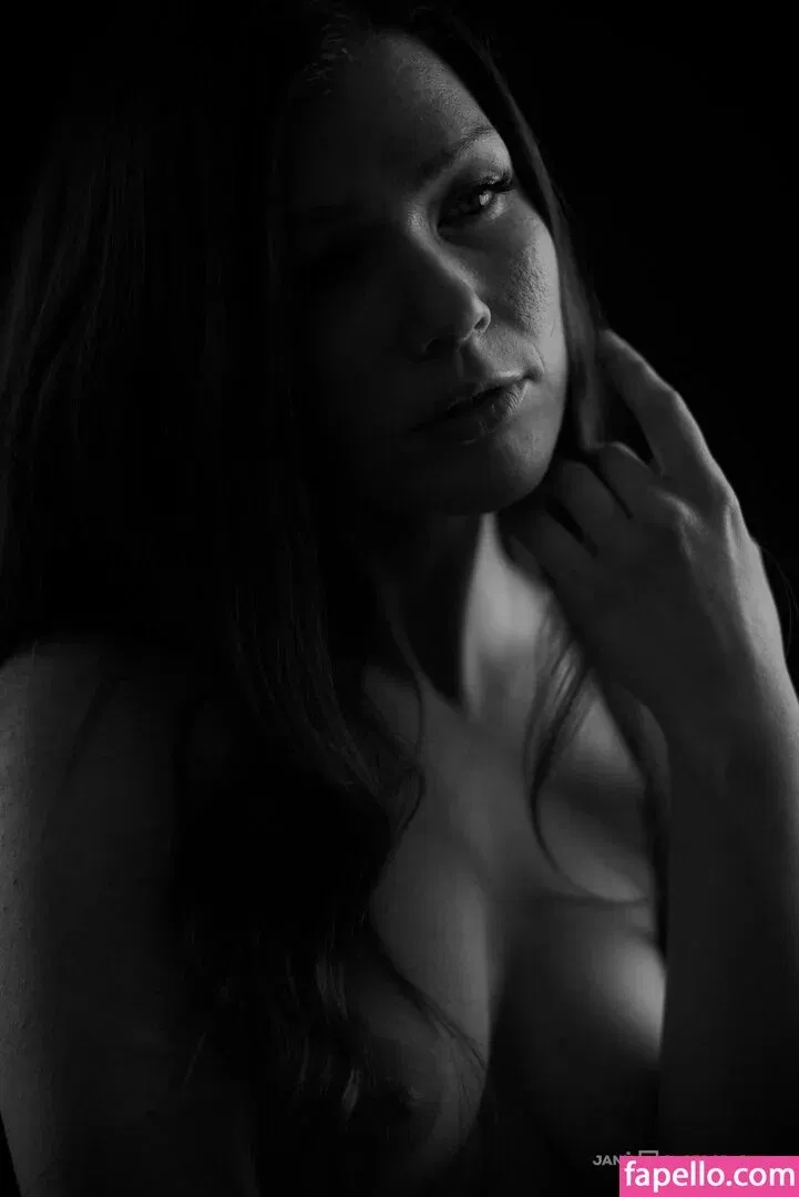 Mia Sollis Onlyfans Photo Gallery 