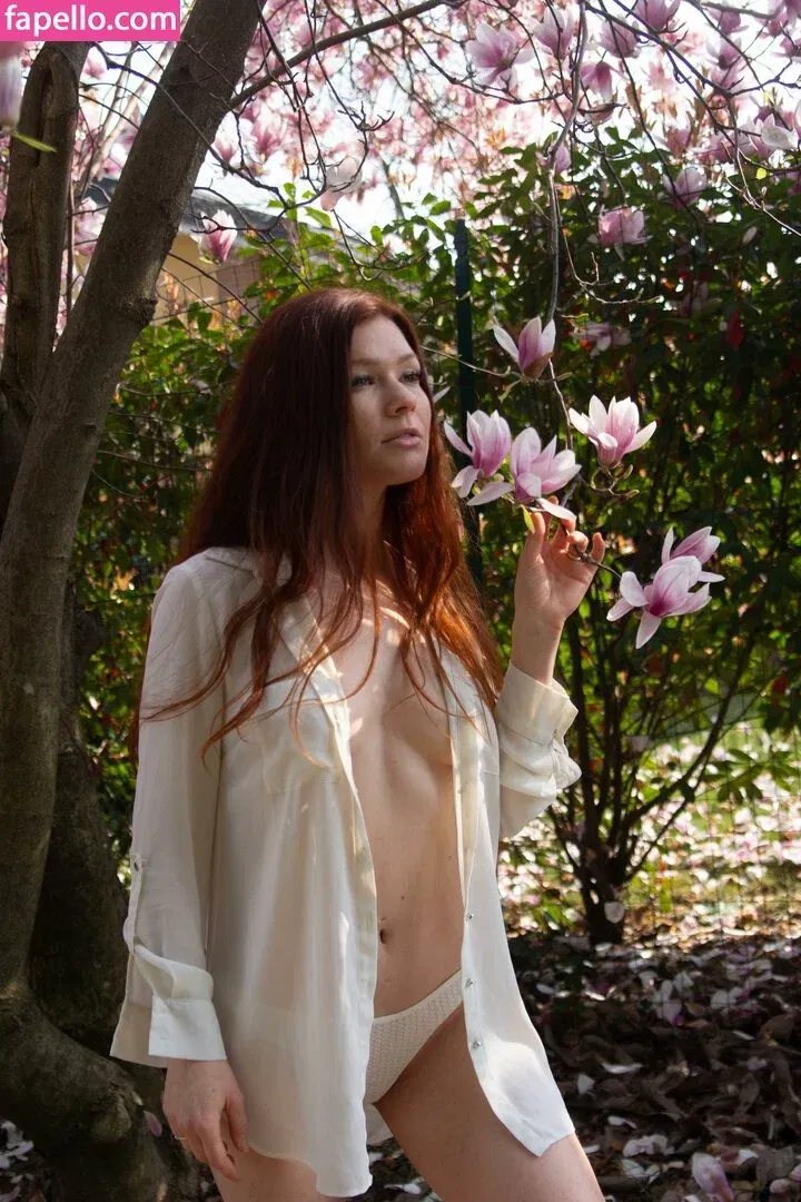 Mia Sollis Onlyfans Photo Gallery 