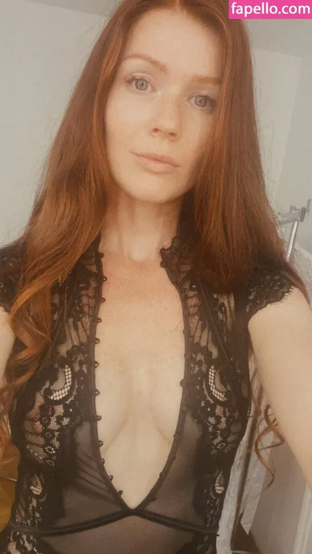 Mia Sollis Onlyfans Photo Gallery 