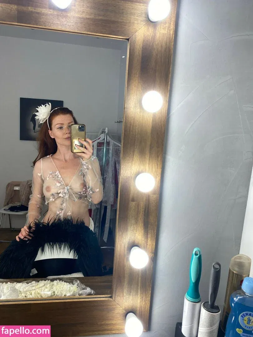 Mia Sollis Onlyfans Photo Gallery 