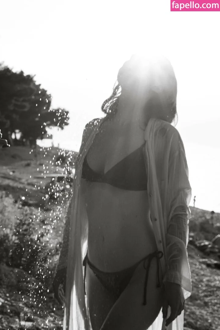 Mia Sollis Onlyfans Photo Gallery 