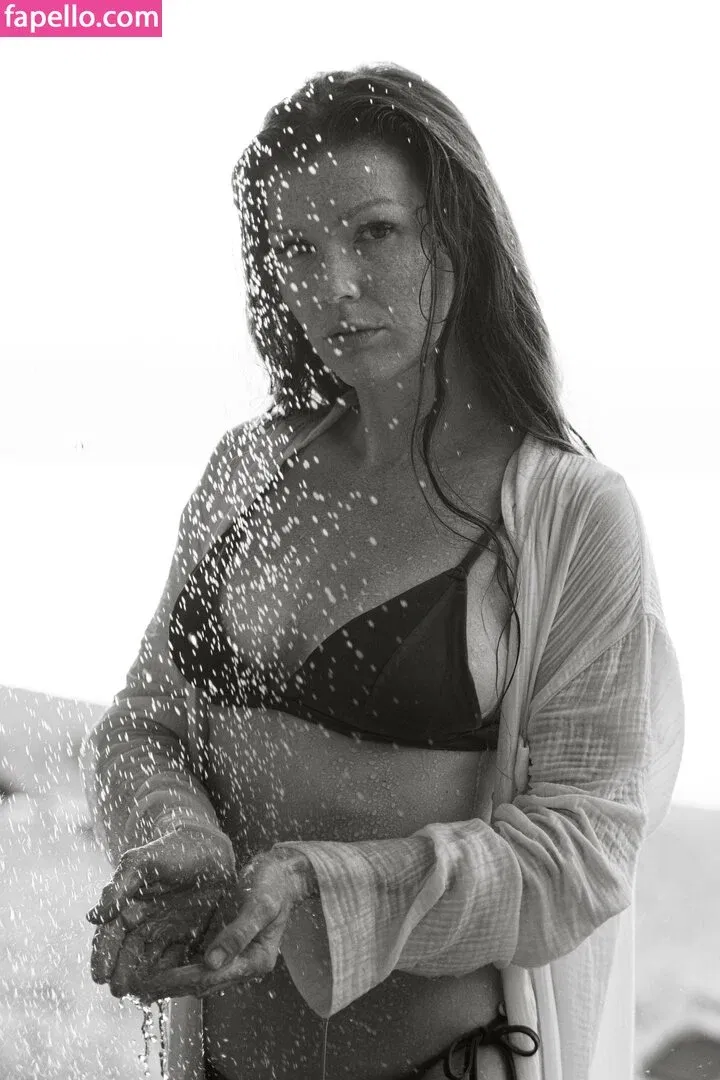 Mia Sollis Onlyfans Photo Gallery 