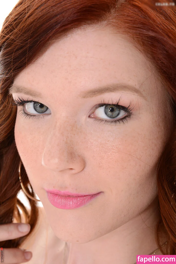 Mia Sollis Onlyfans Photo Gallery 