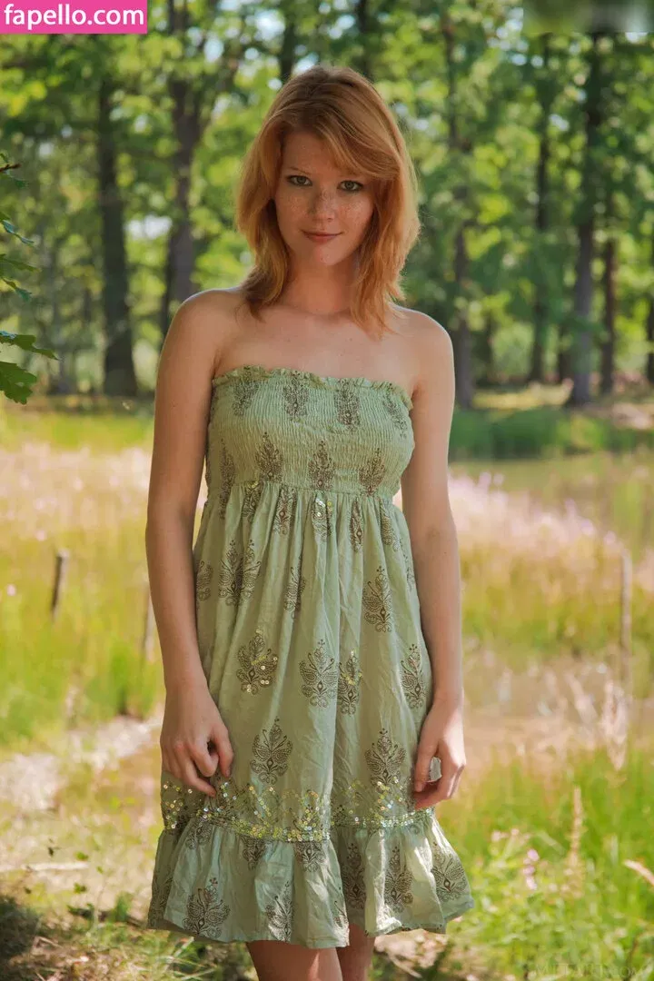 Mia Sollis Onlyfans Photo Gallery 