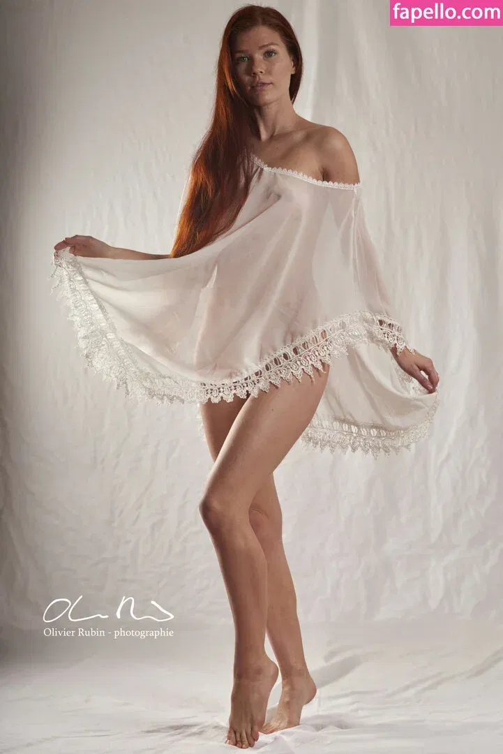 Mia Sollis Onlyfans Photo Gallery 