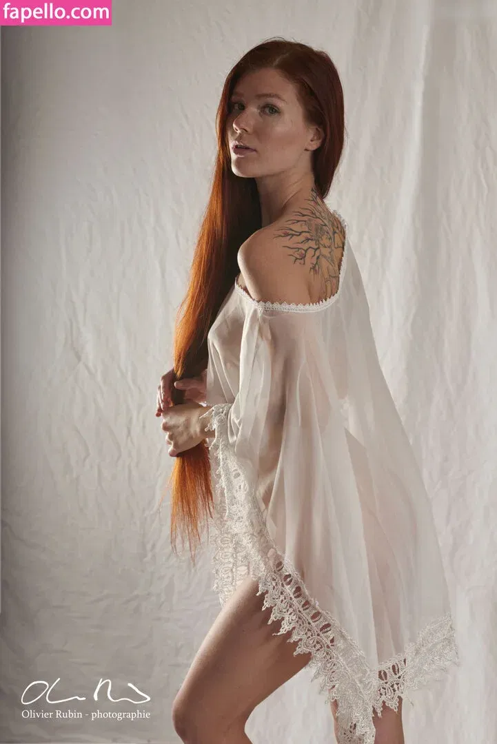 Mia Sollis Onlyfans Photo Gallery 