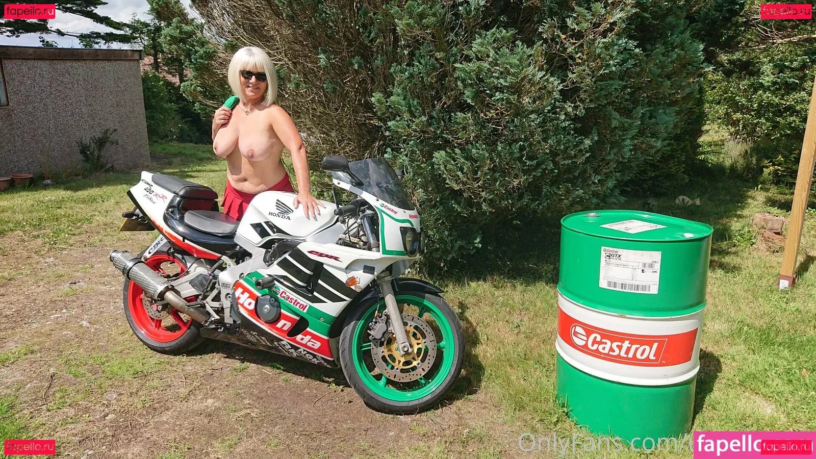 u29979316 Onlyfans Photo Gallery 