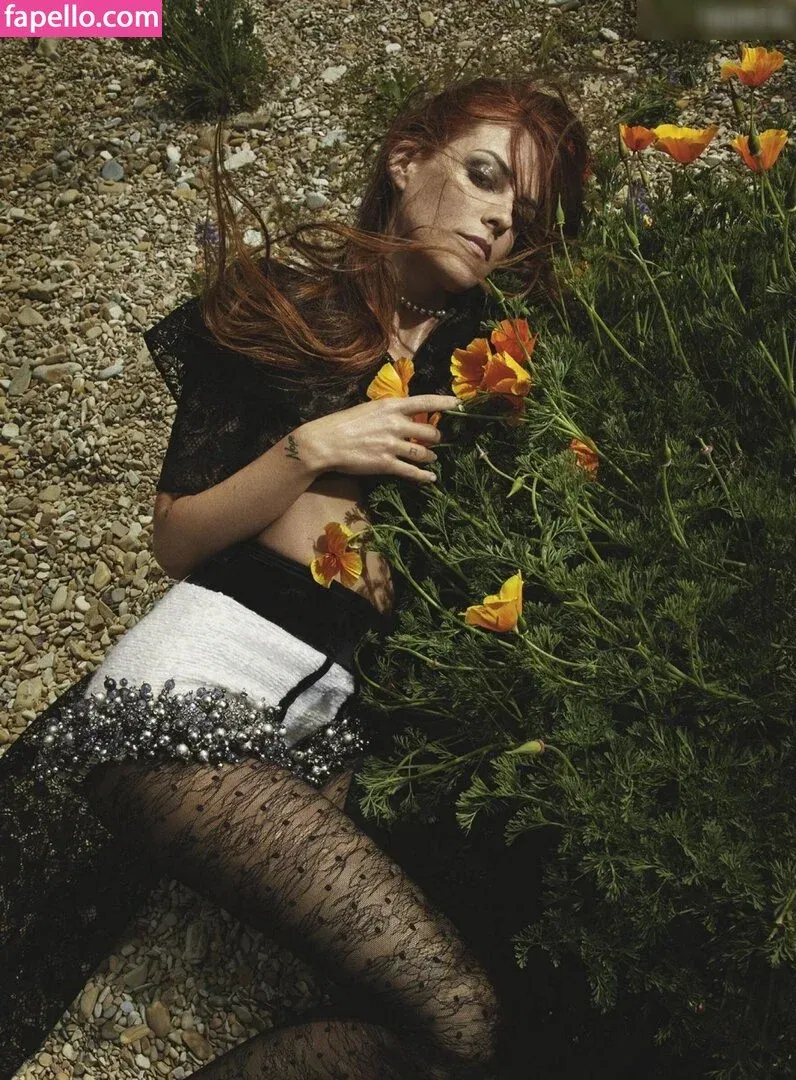 Riley Keough Onlyfans Photo Gallery 