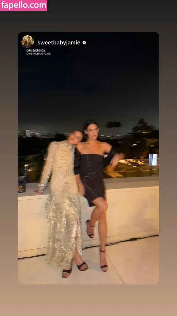 Riley Keough Onlyfans Photo Gallery 