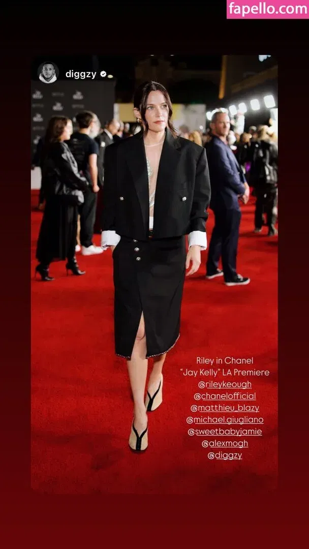 Riley Keough Onlyfans Photo Gallery 