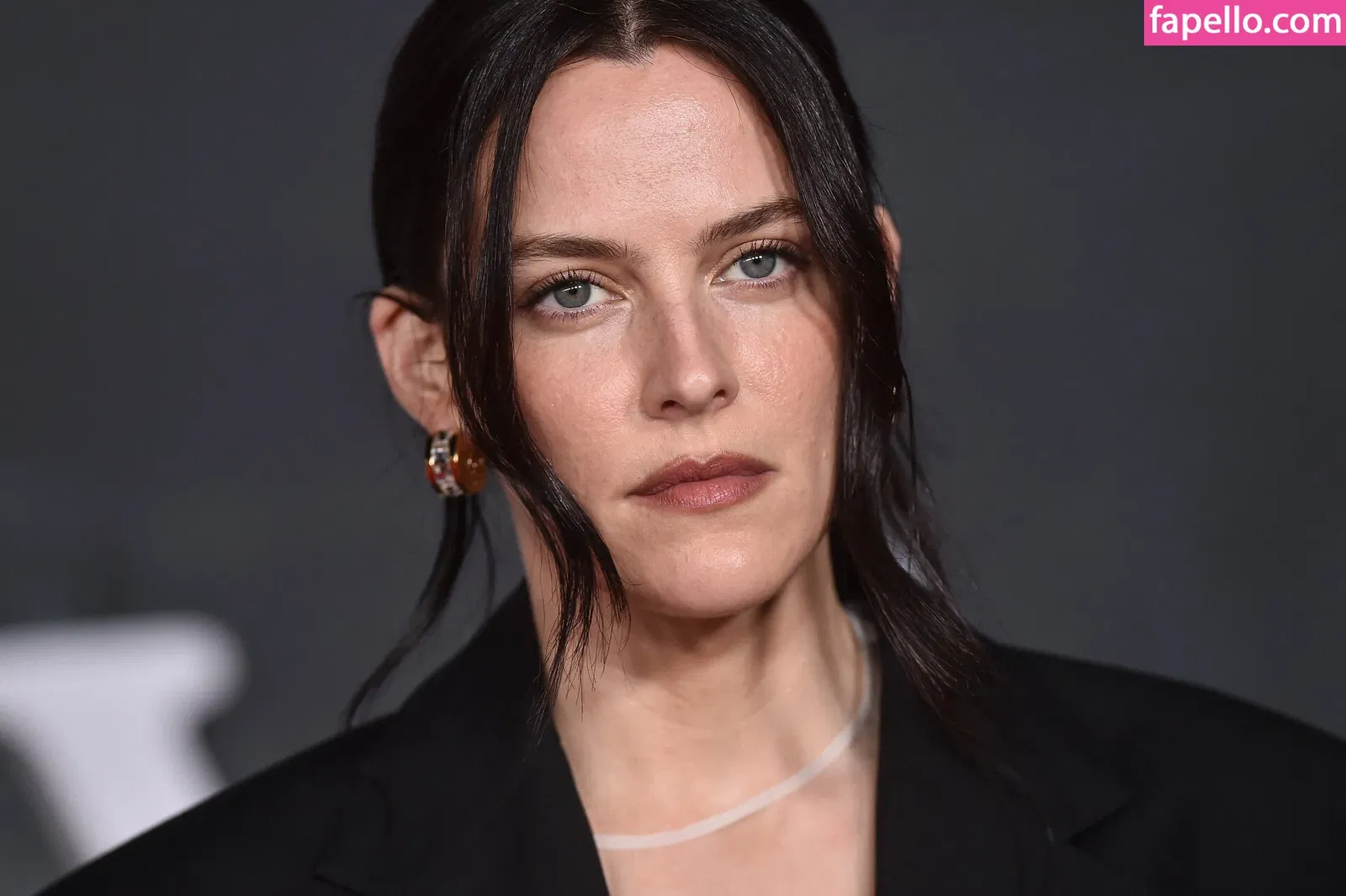 Riley Keough Onlyfans Photo Gallery 