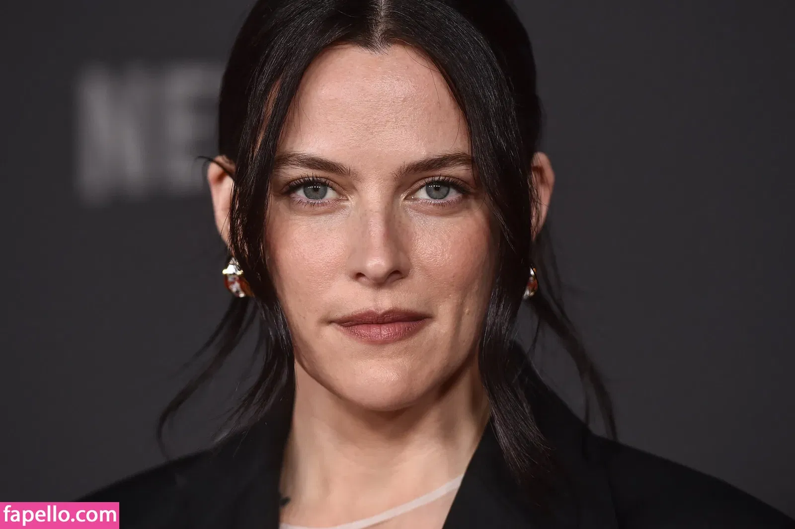 Riley Keough Onlyfans Photo Gallery 