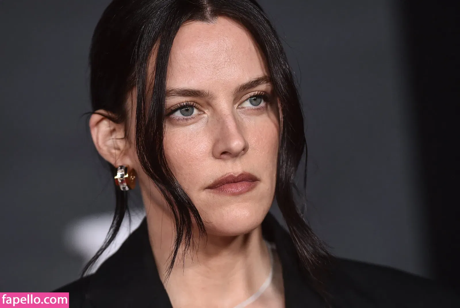 Riley Keough Onlyfans Photo Gallery 