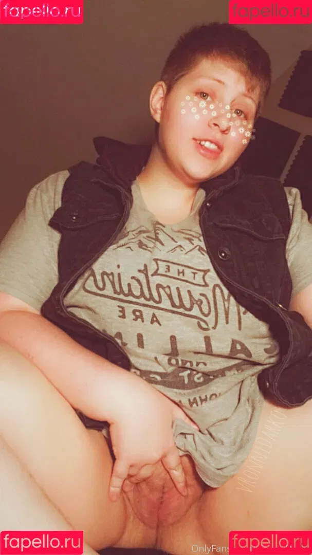 vronnidarko Onlyfans Photo Gallery 