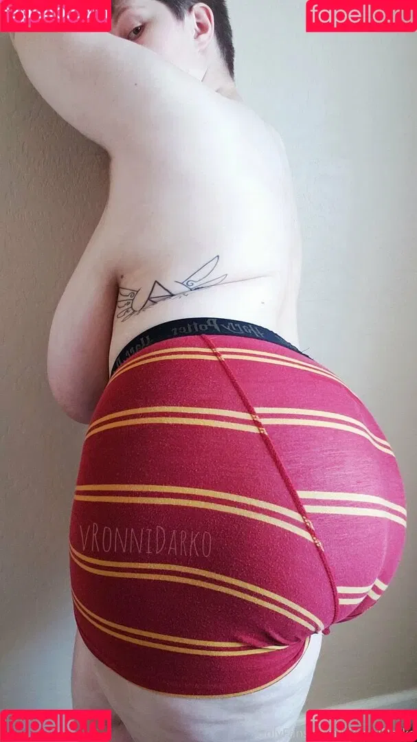 vronnidarko Onlyfans Photo Gallery 