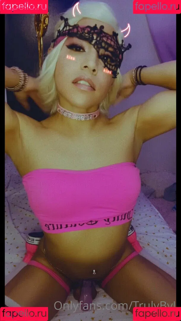 trulybyl Onlyfans Photo Gallery 