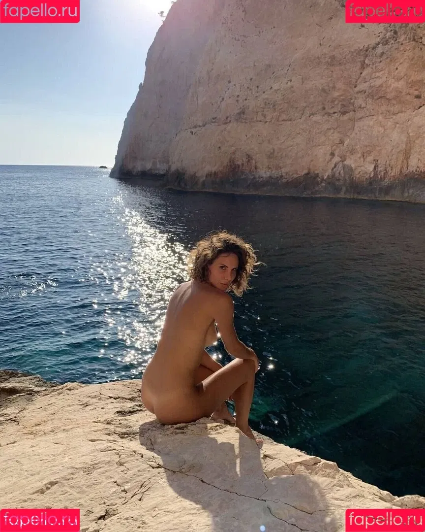 Andja Lorein Onlyfans Photo Gallery 