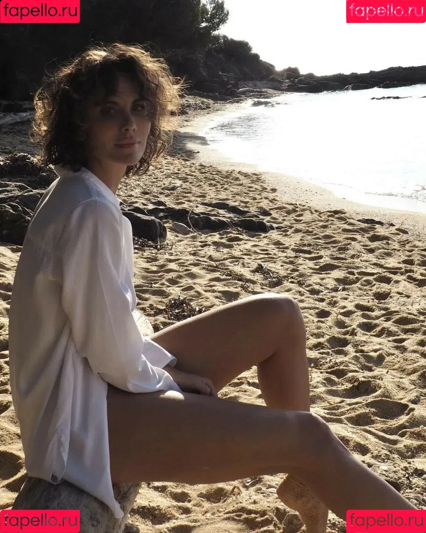 Andja Lorein Onlyfans Photo Gallery 