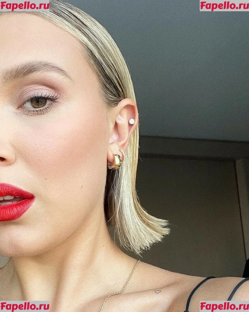Millie Bobby Brown Onlyfans Photo Gallery 