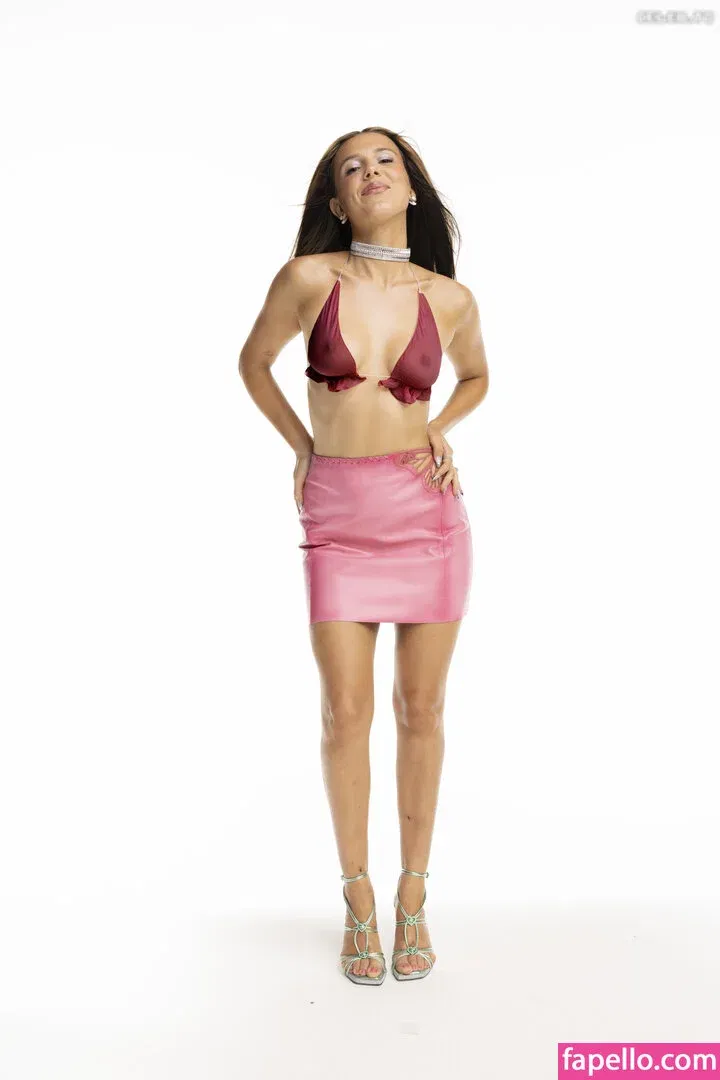 Millie Bobby Brown Onlyfans Photo Gallery 