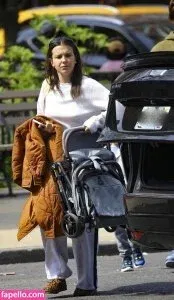 Millie Bobby Brown Onlyfans Photo Gallery 