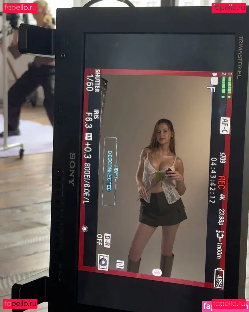 Millie Bobby Brown Onlyfans Photo Gallery 