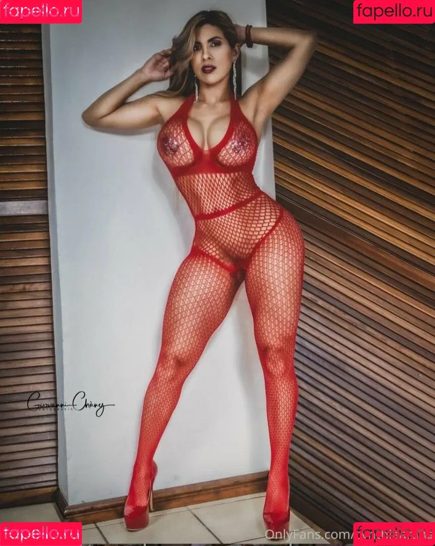 Cynthia Arana Onlyfans Photo Gallery 