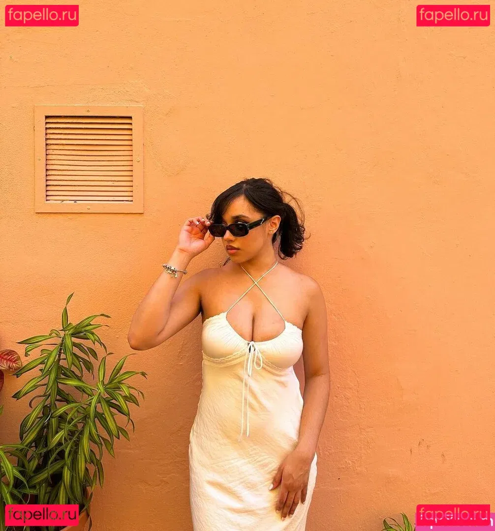 itsqueennovaa Onlyfans Photo Gallery 