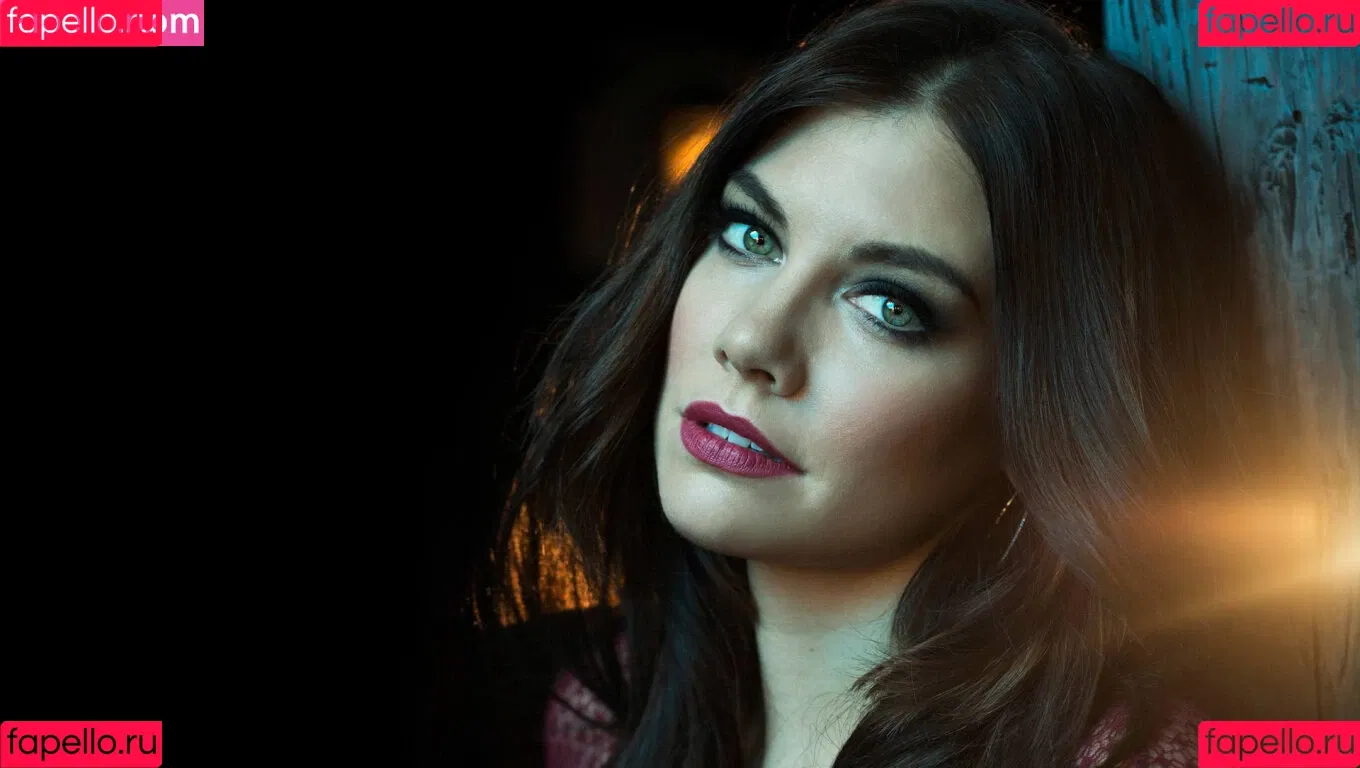 Lauren Cohan Onlyfans Photo Gallery 