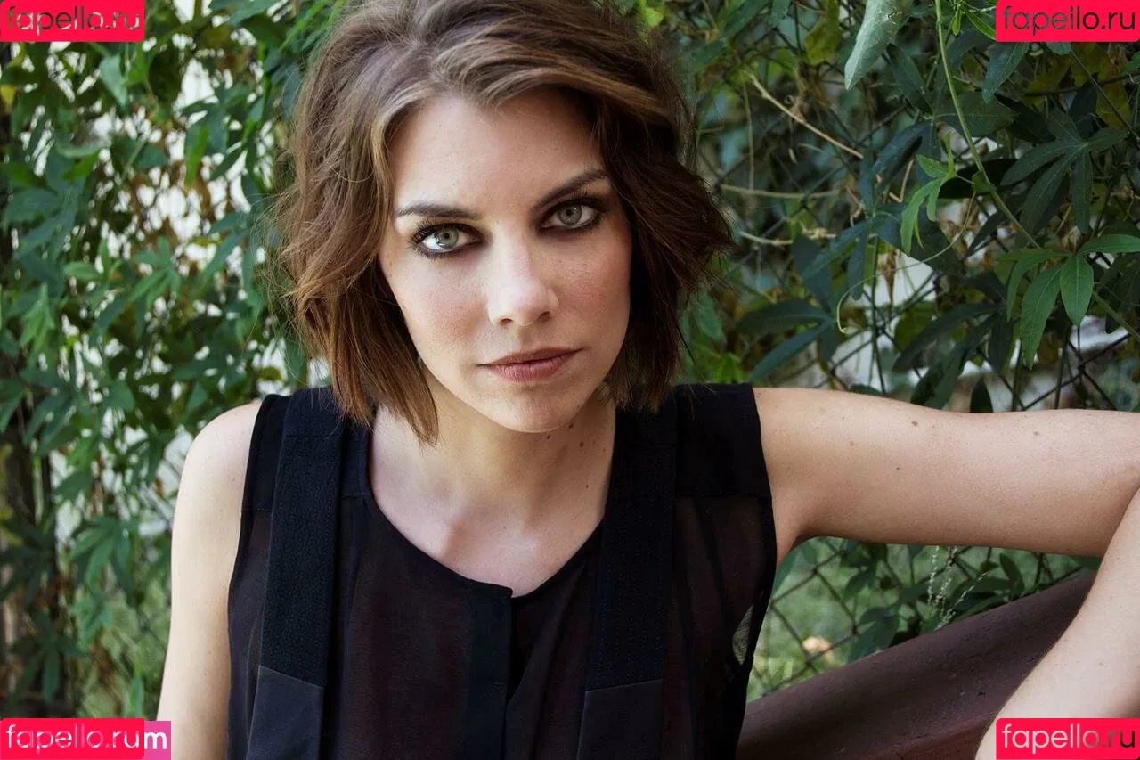 Lauren Cohan Onlyfans Photo Gallery 