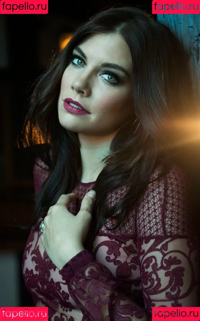 Lauren Cohan Onlyfans Photo Gallery 
